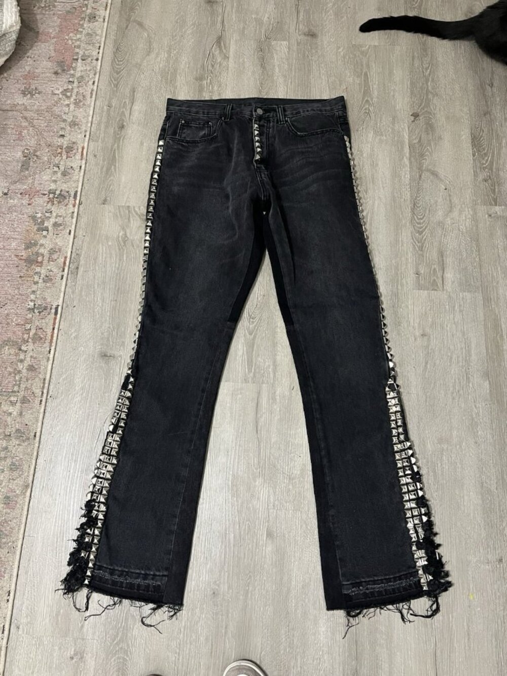 Mnml Mens B572 Studded Flare Denim Black Size 34 Distressed
